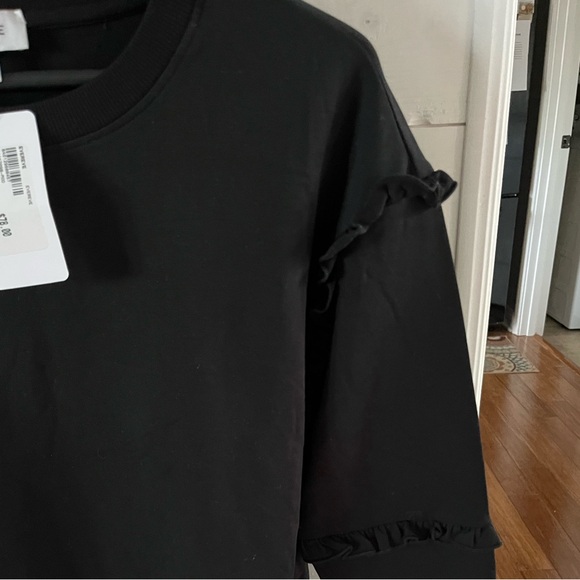 Evereve Women's Sonia Ruffle Sweatshirt Black size XS NWT. 1048 - Picture 8 of 8